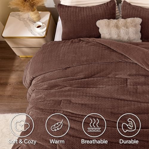 ChiXpace Fleece Queen Comforter Set Hot Chotolate, Fluffy Bed Set 3 Pieces