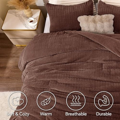 ChiXpace Fleece Queen Comforter Set Hot Chotolate, Fluffy Bed Set 3 Pieces
