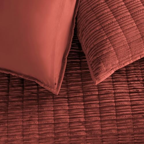 Wonderful Corduroy Texture Reddish Brown Quilt Set Queen - Hypoallergenic Skin-Friendly Soft Plush Velvety Touch Bedspread, Classic Vertical Striped Lightweight Coverlet for All Season, 94"x94"