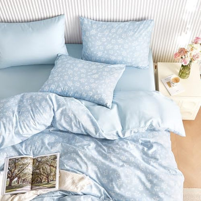 Wake In Cloud - Floral Comforter Set with Sheets, Coquette Cottagecore Aesthetic Flower Shabby Chic Pattern for Women Teen Girls, 7 Pieces Bed in a Bag, Light Blue, Full Size
