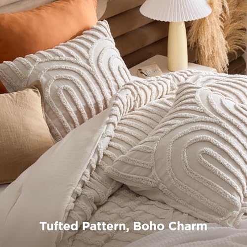 Bedsure Boho Tufted Beige Twin/Twin XL Comforter, GentleSoft™ 2 Pieces Boho Farmhouse-Style Decor Bedding, Arch Bedding for All Seasons, 1 Bed Comforter, 1 Pillow Shams, 68x88 Inches