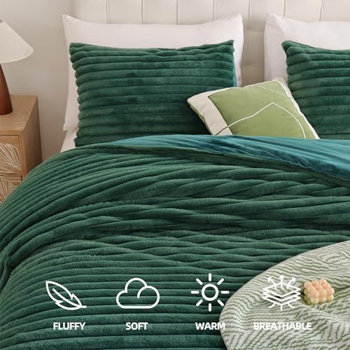 Smoofy Fluffy Queen Size Comforter 3 PCS - Dark Green Fleece Bedding Set
