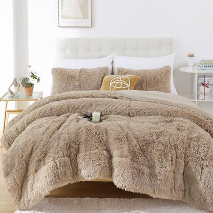 Smoofy Fluffy Full Size Comforter Set, Khaki Faux Fur Comforter Set 3 Pcs