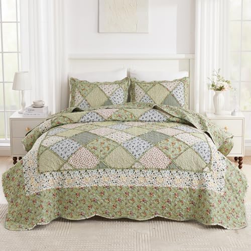Oversized King Quilt Set Green Floral Patchwork Alaska King Bedspreads Set