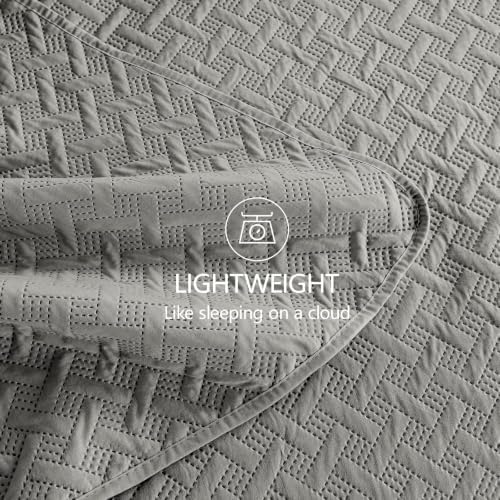 FLYMME Oversized King/California King Quilt Set 118"x106", Dark Gray 3-Piece Floor-Length Bedspread, Premium Microfiber Lightweight Coverlet for King/California King Bed (1 Quilt, 2 Shams)