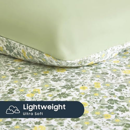 Wake In Cloud - Floral Comforter Set, Cute Vintage Flower Cottagecore Aesthetic for Women Teen Girls, Soft Lightweight Dorm Bedding, 3 Pieces, Sage Green, Queen Size