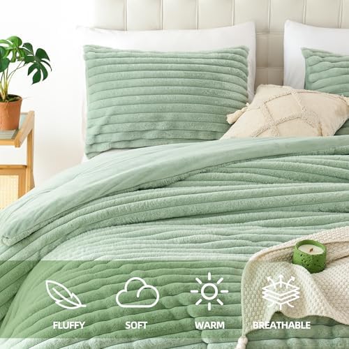 Smoofy Fluffy King Size Comforter 3 PCS - Sage Green Fleece Bedding Set