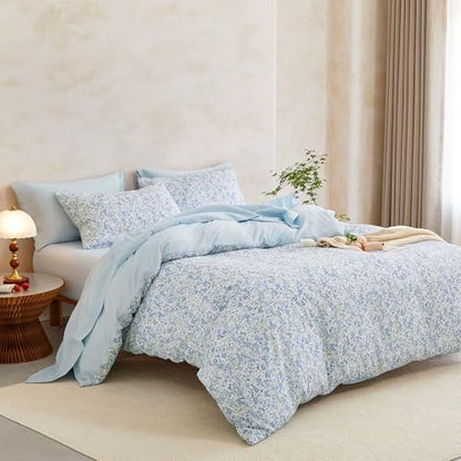 Wake In Cloud - Floral Comforter Set with Sheets, Cute Vintage Flower Cottagecore Aesthetic for Women Teen Girls, 7 Pieces Bed in a Bag, Light Blue, Full Size