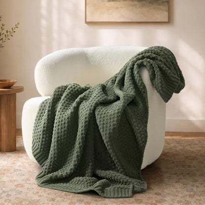EVERGRACEHOME Chunky Chenille Knit Throw Blanket, 60 x 80, Pine Green