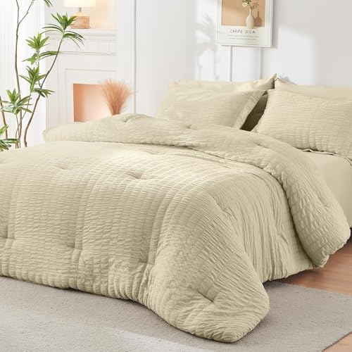 HYMOKEGE Oatmeal King Size Comforter Set Seersucker 7 Pieces, All Season Luxury Bed in a Bag for Bedroom, Bedding Set with Comforter, Sheets, Pillowcases & Shams