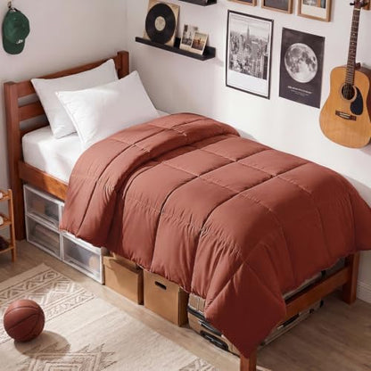 EASELAND Twin XL Down Alternative Comforter, Terracotta, 68x92 Inches