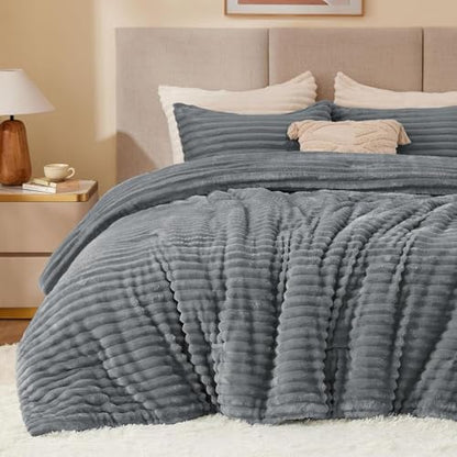BEDELITE Fleece Oversized Queen Comforter Set, Fluffy Bed Set, Grey