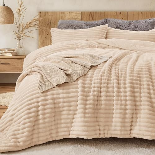 Sasttie Fluffy Queen Comforter Set, 3-Piece Soft Fleece Bedding, Beige