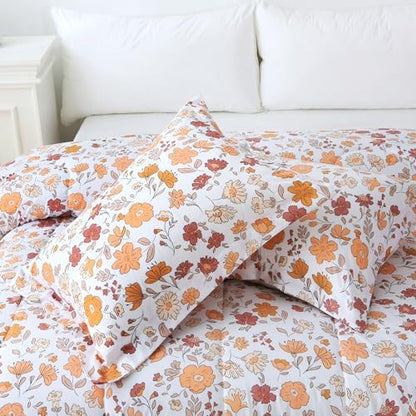 Mooreeke Floral King Size Comforter Sets, Orange and Red Vintage Floral Patterned Bedding for All Seasons, 3-Piece Vintage Bed in a Bag with Fluffy Quilted Reversible Comforter & 2 Pillow Shams