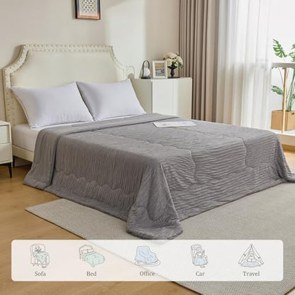 CHOSHOME Cooling Comforter Cooling Blanket, Q-Max 0.45 Cool Sleeping Summer Blanket for Hot Sleeper Night Sweats, Cal King 96" x 102", Grey 02