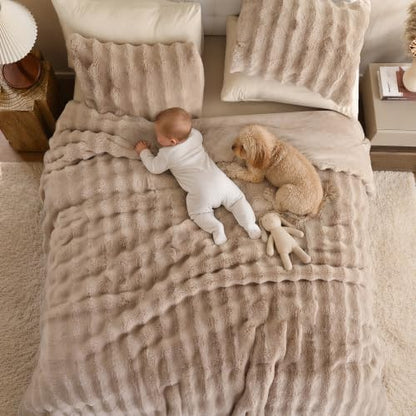 YIKUSH Queen Faux Fur Soft Comforter Set, Fluffy Khaki Rabbit Fur Comforter
