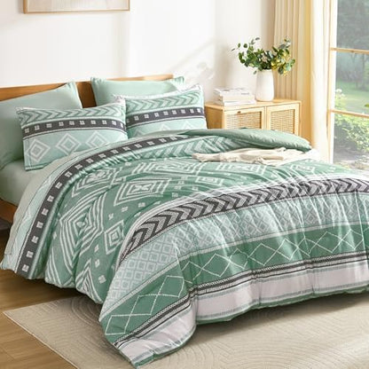 Yiran Comforter Set Queen Size, 7 Pieces Boho Aztec Bed in a Bag, Green Southwestern Bedding Sets for All Seasons, Lightweight Comforter Bed Set with Sheets, Pillowcases & Shams
