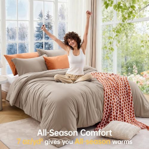 MUXHOMO Oversized Queen Comforter Sets, All Season Ultra Soft Down Alternative Bedding - 3 Piece Lightweight Bed Set Includes 1 Comforter (98"*98") and 2 Pillow Shams (20"x26"), Dark Linen