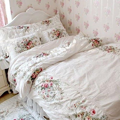 FADFAY Farmhouse Bedding Elegant and Shabby Vintage Rose Floral Duvet Cover Bedskirt Lovely White Lace and Ruffle Style Exquisite Craft 100% Cotton,King Size 4-Pieces