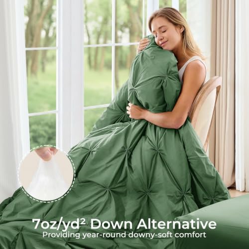 Sasttie Full Size Comforter Set, 7-Piece Bed in a Bag Double, Pintuck Bedding Set for All Season, Includes Comforter, Flat Sheet, Fitted Sheet, Pillowcases and Pillowshams, Forest Green