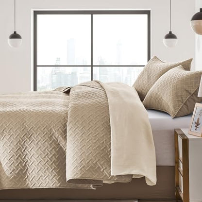 FLYMME Beige Twin Quilt Bedding Set Thin Lightweight Bedspreads,Modern Style Geometric Weave Stripe Pattern,Soft Microfiber Bed Coverlet for All Season (1 Quilt, 1 Sham)