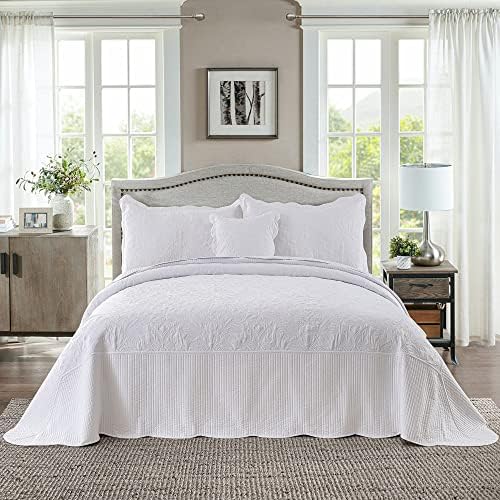 HoneiLife California King Quilt - Oversized King Bedspreads 120x120, 4-Piece Cal King Quilt Sets,Rustic Bedding Sets King Size,Reversible Coverlets Lightweight Bed Cover for All Season Use-White
