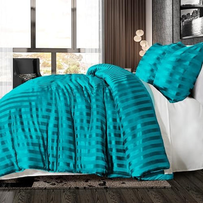 Whale Flotilla 3-Piece Reversible Silky Soft Breathable Queen Comforter Set