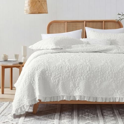 HORIMOTE HOME White Ruffled Quilt Twin Size, Stone-Washed Microfiber Lightweight Crinkled Farmhouse Rustic Shabby Chic Bedding Set, 2 Pieces Reversible Bedspread with Pillow Sham for All Season
