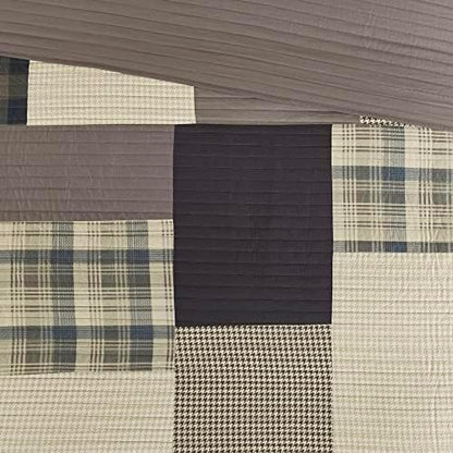 Woolrich Winter Hills Reversible Quilt Set - Cottage Styling Reversed to Solid Color, All Season Lightweight Coverlet, Cozy Bedding Layer, Matching Shams, Oversized Full/Queen, Plaid Tan 3 Piece