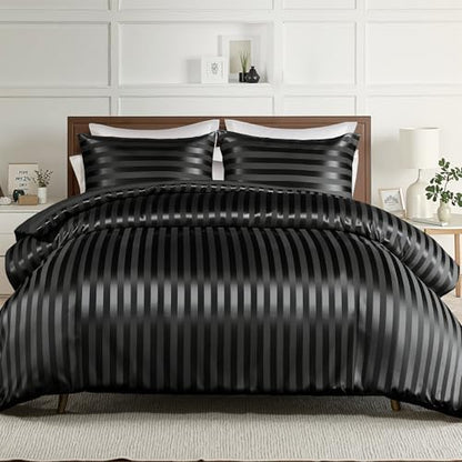 Whale Flotilla 2-Piece Reversible Silky Soft Breathable Twin Comforter Set