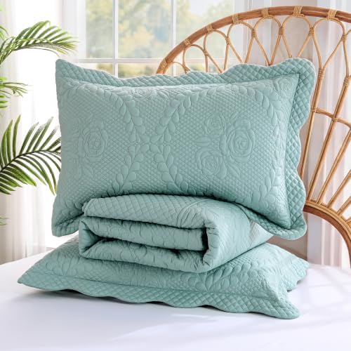 EVENHUG Oversized King Bedspreads California King Quilt Set with Pillow Shams Extra Wide Large King Size Quilts Lightweight Coverlet Bedding Sets Aqua Sky 120"x120"