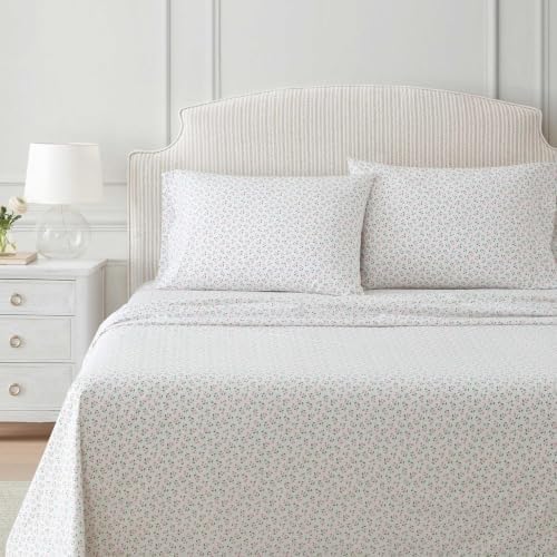 Martha Stewart - Queen Size Sheet Set with Fitted Sheet & Pillowcases