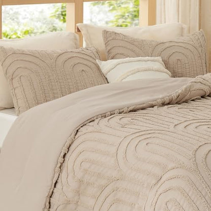 Bedsure Boho Tufted Khaki Comforter Set Queen Size, GentleSoft™ 3 Pieces Boho Farmhouse-Style Decor Bedding, Arch Bedding for All Seasons, 1 Bed Comforter, 2 Pillow Shams, 90x90 Inches