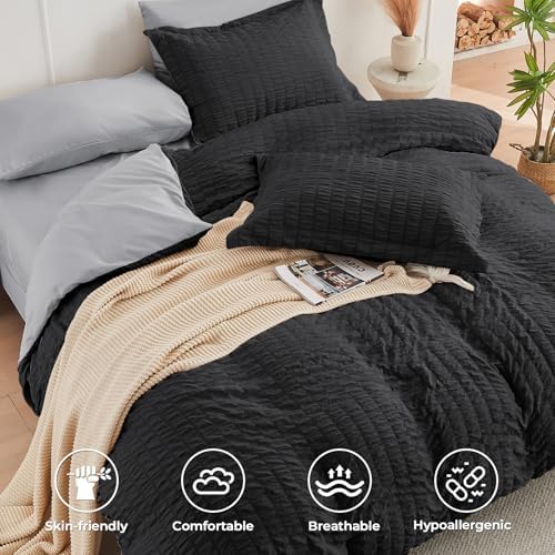 HYMOKEGE Black/Light Grey Oversized Queen Comforter Set Seersucker 7 Pieces, All Season Luxury Bed in a Bag for Bedroom, Bedding Set with Comforter, Sheets, Pillowcases & Shams