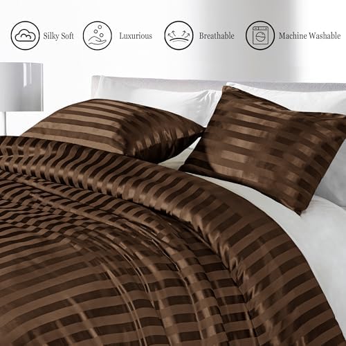 Whale Flotilla 2-Piece Reversible Silky Soft Breathable Twin Comforter Set