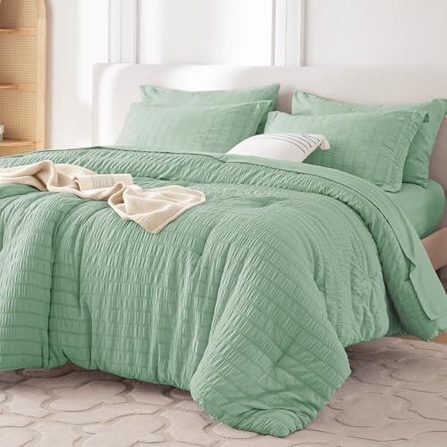 MUXHOMO 5 Pieces Twin XL Comforter Set, Seersucker Bed in a Bag Twin XL Size, All Season Luxury Bedding Set with Comforter, Flat Sheet, Fitted Sheet, Pillowcase & Sham, Sage Green