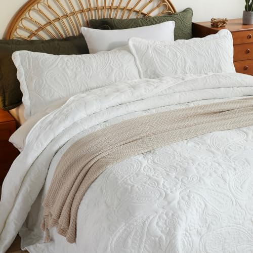 EVENHUG Oversized King Bedspreads California King Quilt Set with Pillow Shams Extra Wide Large King Size Quilts Lightweight Coverlet Bedding Sets White 120"x120"