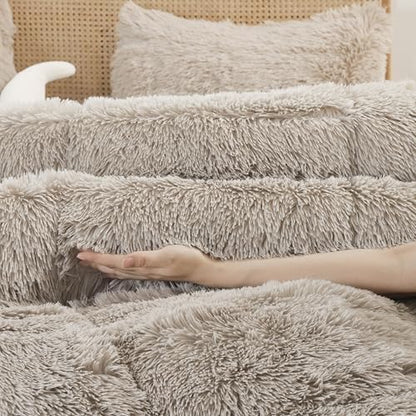 Smoofy Fluffy Queen Comforter Set, Oatmeal Faux Fur Comforter Set 3 Pieces
