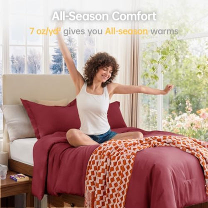 MUXHOMO Twin/Twin XL Comforter Set, All Season Ultra Soft Down Alternative Bedding - 3 Piece Lightweight Bed Set Includes 1 Comforter (68"x88") and 1 Pillow Shams (20"x26"), Burgundy Red