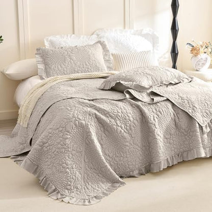 Masaca Ruffled Oversized King Bedspread 120x120,3Pcs Crinkled Extra Large Farmhouse Shabby Boho Chic King Quilt Bedding Set Linen Colored Soft Lightweight Rustic Bedspreads for All Season