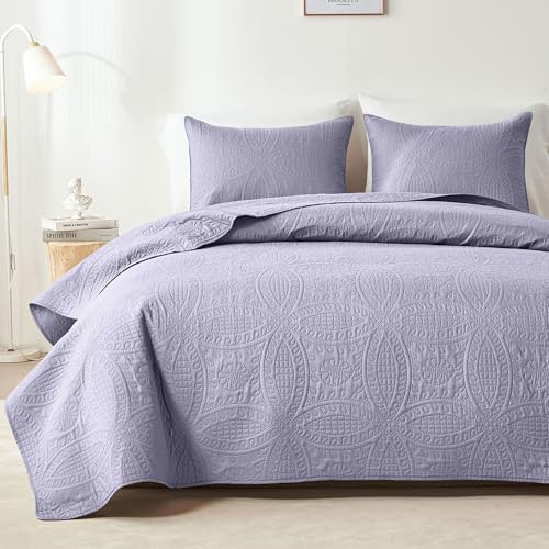 akkialla 118"x106" Lavender California King Quilt Set, Oversized Floor-Length Bedspread, Modern Coin Pattern Microfiber Coverlet, 3-Piece All Season Bedding with 2 Pillow Shams