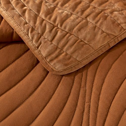 HoneiLife Velvet Quilts Queen Size - Lightweight Bedspreads 3-Pieces, Solid Coverlets Queen Quilt Bedding Sets, Wavy Quilt Sets for All Season Use-Camel