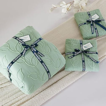 EVENHUG Quilt King Size Bedding Set with Pillow Sham Lightweight Bedspreads Coverlet Soft Reversible Bed Cover for All Season 3 Piece
