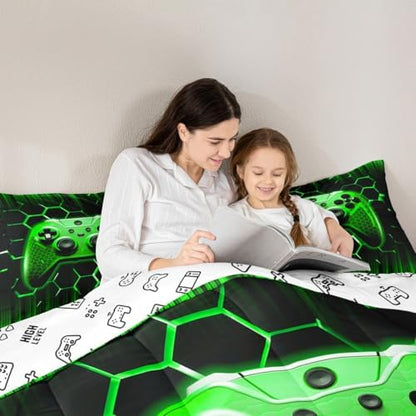 Manfei Modern Gamer Comforter Set Twin Size, Green Honeycomb Gamepad Down Comforter with 1 Pillowcase, Vodeo Games Bedding Set 2pcs for Kids Boys Girls Bedroom Decor Teens Gaming Duvet Insert