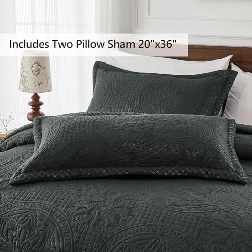 Qucover King Bedspread Medallion Pattern Quilt Bedding Set 3 Piece Black