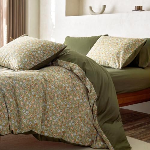 Wake In Cloud - Floral Comforter Set, Cute Vintage Flower Cottagecore Aesthetic for Women Teen Girls, Soft Lightweight Dorm Bedding, 3 Pieces, Olive Green, King Size