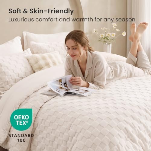 Love's cabin Fleece Queen Comforter Set, Fluffy Reversible Bedding, Cream