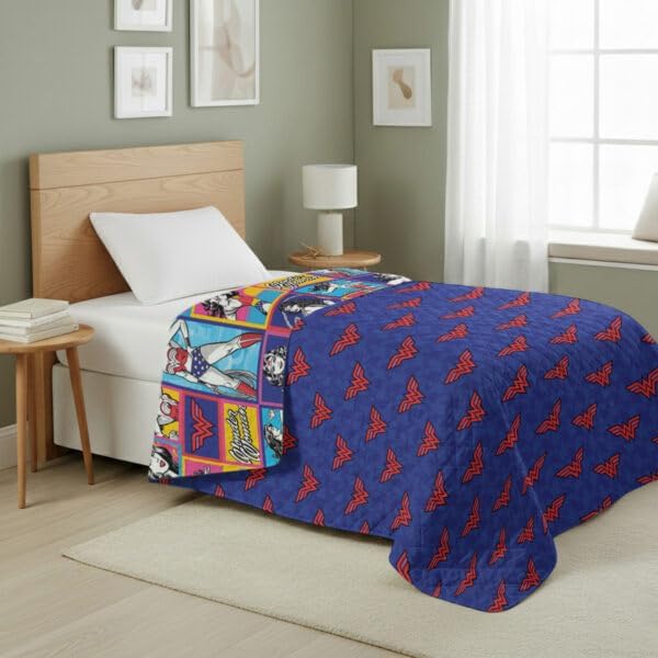 Northwest Warner Bros Wonder Woman Wonder Pop Quilted Throw Blanket, Comfy Throw, Adults Boys Girls, Soft Lightweight Bedding for Bed, or Couch, 60 x 80 inches