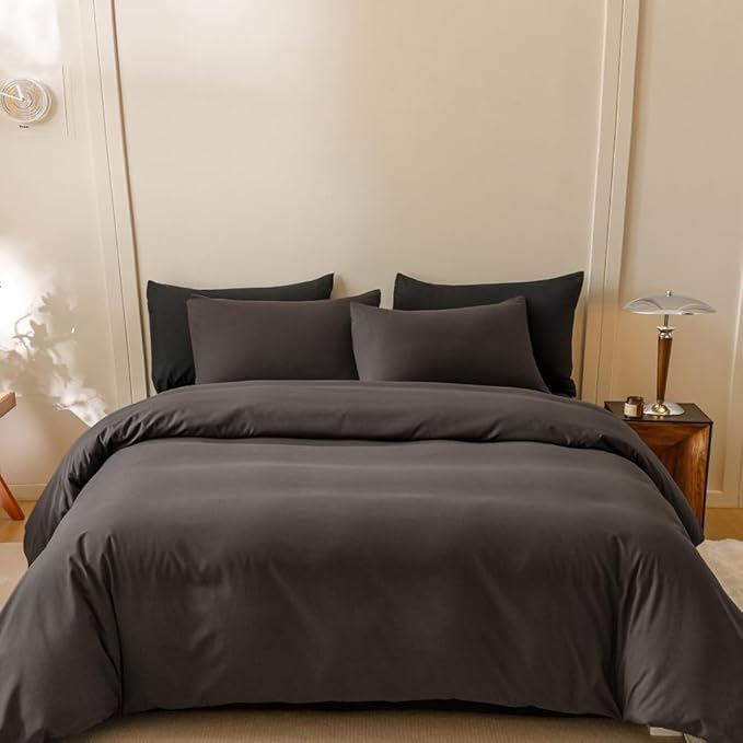CLOTHKNOW Brown California King Comforter Set Dark Coffee Bedding Comforter Sets Men Women Comforter with 2 x Pillowcases