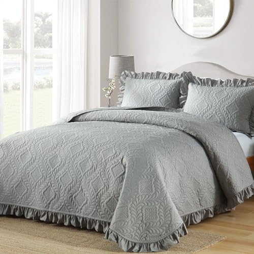 DJY Grey Quilts Queen Size - Ruffled Lightweight Soft Queen Quilt, Reversible Coverlet Bedding Set for All Season 3 Piece (1 Quilt, 2 Pillow Shams)